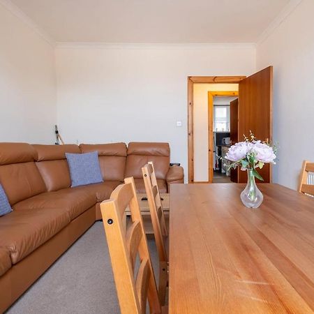 2 Bed Central Ness Apart - May Court Inverness Buitenkant foto
