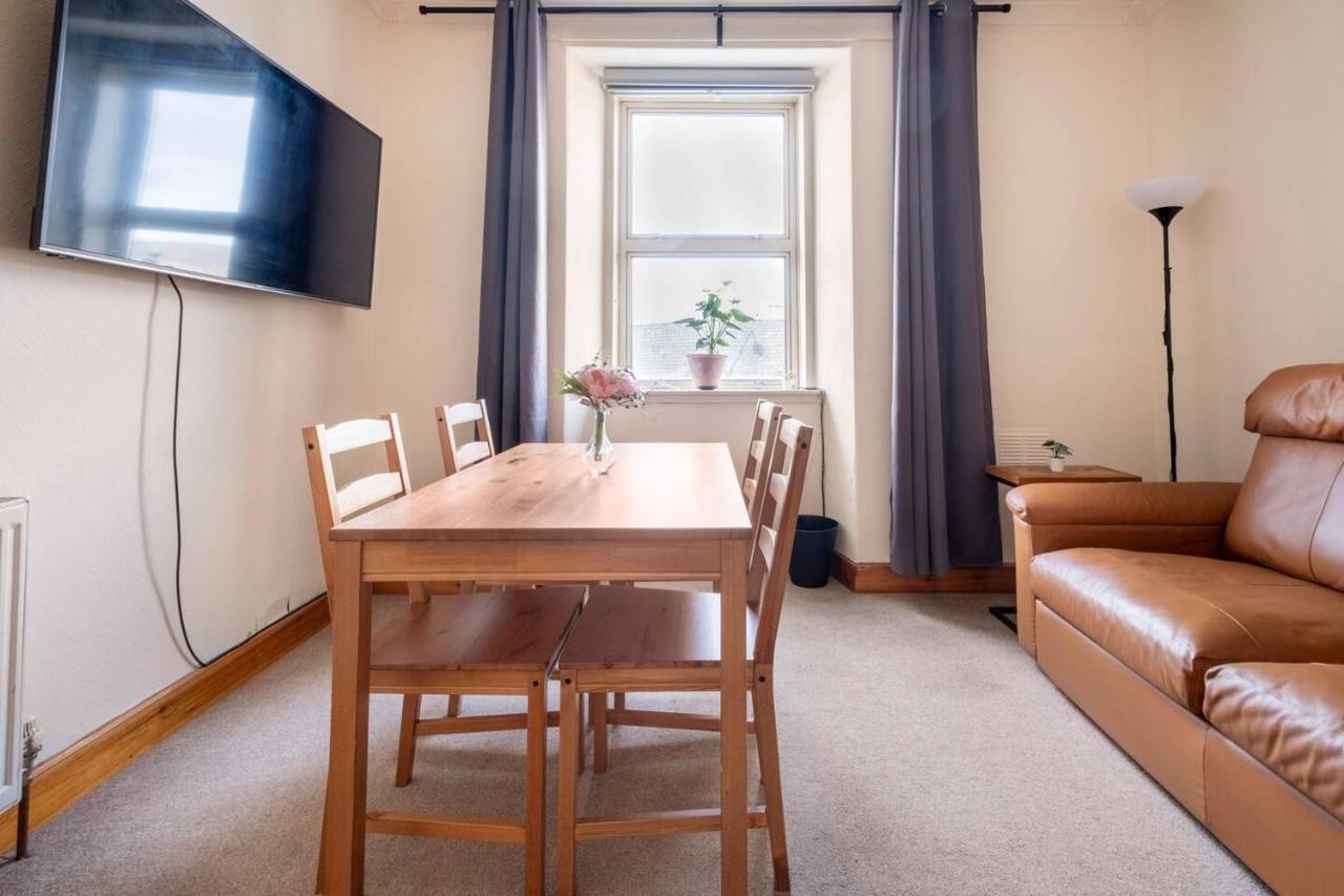 2 Bed Central Ness Apart - May Court Inverness Buitenkant foto