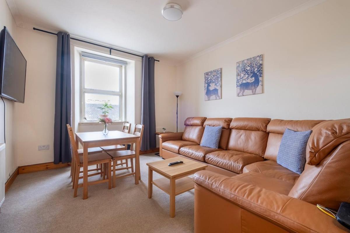 2 Bed Central Ness Apart - May Court Inverness Buitenkant foto