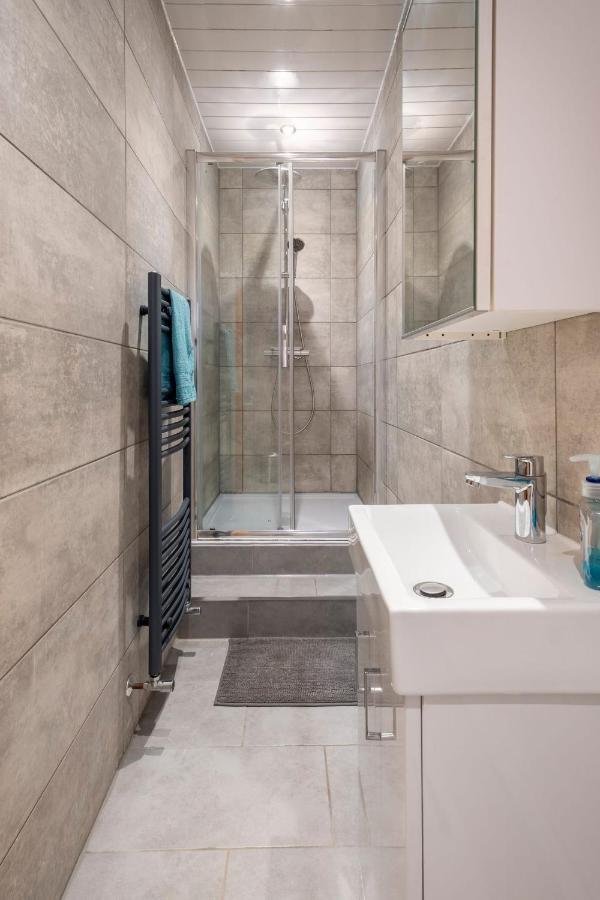 2 Bed Central Ness Apart - May Court Inverness Buitenkant foto